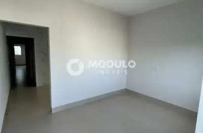 Casa residencial à venda, 2 quartos, 1 suíte, 2 vagas, jardim canaa - uberlândia/mg