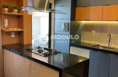 Apartamento com 2 quartos para alugar na Rua Lambari, --, Osvaldo Rezende, Uberlândia