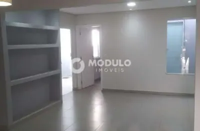 Casa de condomínio à venda, 2 quartos, aclimação - uberlândia/mg