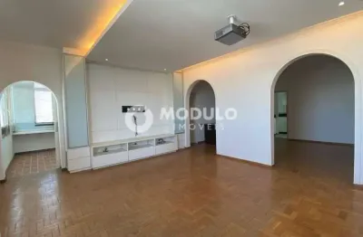 Apartamento à venda, 3 quartos, 1 suíte, 1 vaga, centro - uberlândia/mg