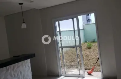Casa residencial à venda, 2 quartos, 1 suíte, 1 vaga, laranjeiras - uberlândia/mg