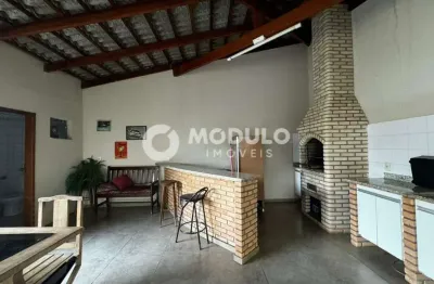 Apartamento disponivel para locação no bairro osvaldo resende.