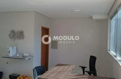 Sala comercial mobiliada para locação no bairro vigilato pereira