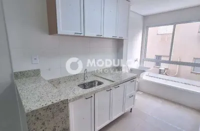 Apartamento disponível para locação no bairro santa mônica.