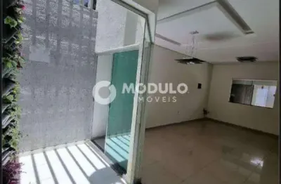 Casa com 3 quartos à venda na Rua Teotônio Rocha Figueira, --, Carajás, Uberlândia