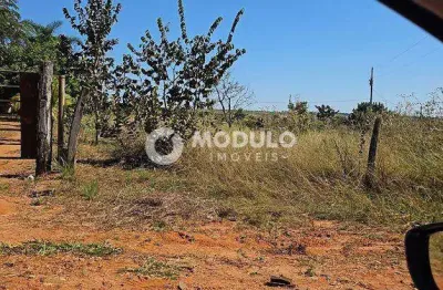 Terreno à venda na Área Rural, --, Miraporanga, Uberlândia