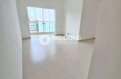 Apartamento disponivel para locação no bairro osvaldo rezende.
