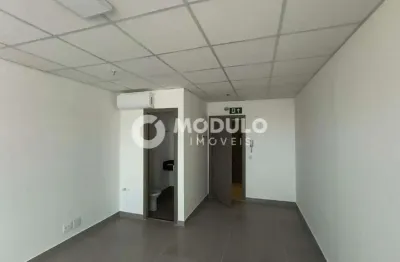 Sala comercial disponivel para locação no bairro granja marileusa.