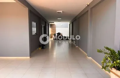 Casa residencial à venda, 3 quartos, 1 suíte, 3 vagas, santa rosa - uberlândia/mg