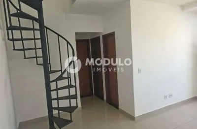 Apartamento disponível para locação no bairro santa mônica.