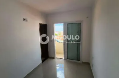 Apartamento disponível para locação no bairro santa mônica.