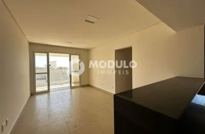 Apartamento à venda, 2 quartos, 1 suíte, 1 vaga, alto umuarama - uberlândia/mg