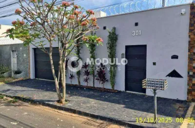Casa residencial disponível para locação no bairro alto umuarama.
