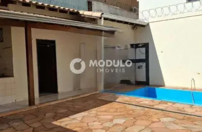 Casa residencial disponível para locação no bairro pampulha.