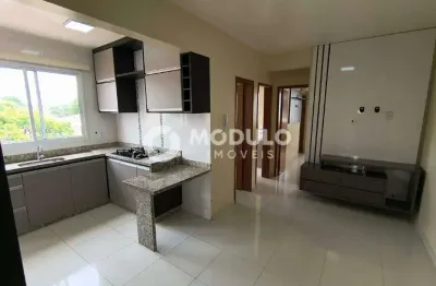 Apartamento com 2 quartos para alugar na Rua Campos Sales, --, Tubalina, Uberlândia