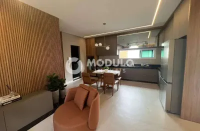 Casa residencial à venda, 3 quartos, 1 suíte, 2 vagas, alto umuarama - uberlândia/mg