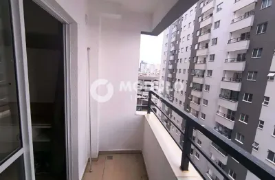 Apartamento com 2 quartos para alugar na Rua Carmo Gifoni, --, Martins, Uberlândia