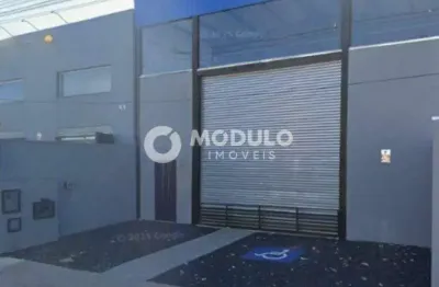 Galpão comercial disponivel para locação no bairro granada.