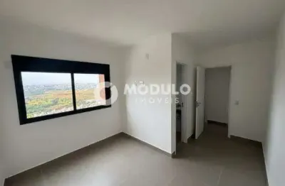 Apartamento com 2 quartos para alugar na Rua Sintra, --, Granja Marileusa, Uberlândia