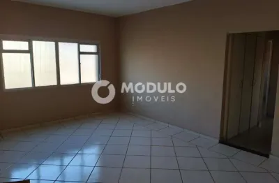 Apartamento à venda, 3 quartos, 1 suíte, 1 vaga, tibery - uberlândia/mg