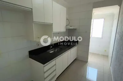 Apartamento com 2 quartos para alugar na Rua Guaicurus, --, Saraiva, Uberlândia