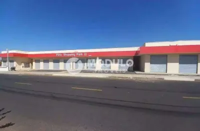 Loja comercial disponivel para locação no bairro shopping park.