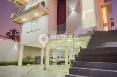 Casa residencial à venda, 4 quartos, 4 suítes, 10 vagas, jardim inconfidencia - uberlândia/mg