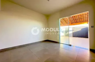 Casa residencial à venda, 3 quartos, 1 suíte, 2 vagas, shopping park - uberlândia/mg
