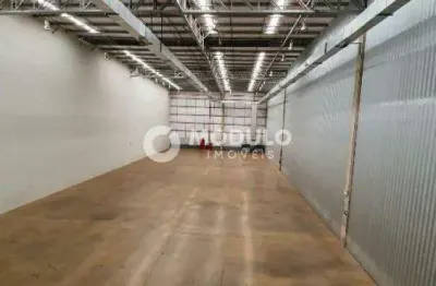 Galpão comercial para locação no bairro luizote de freitas.