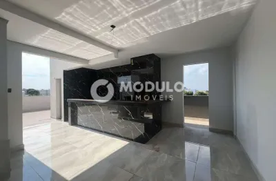 Cobertura duplex à venda, 3 quartos, 1 suíte, 1 vaga, santa mônica - uberlândia/mg