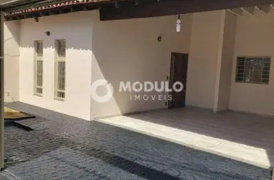 Casa residencial à venda, 3 quartos, 1 suíte, 3 vagas, brasil - uberlândia/mg