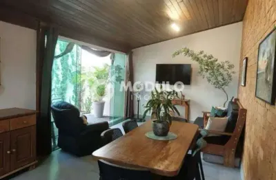 Casa em condomínio fechado à venda na Rua do Amendoim, --, Minas Gerais, Uberlândia