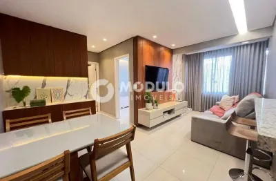 Apartamento à venda, 2 quartos, 1 suíte, 2 vagas, santa mônica - uberlândia/mg
