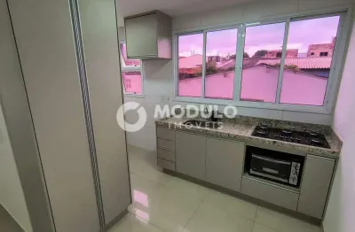 Apartamento com 2 quartos para alugar na Rua Bernardo de Vasconcelos, --, Pampulha, Uberlândia
