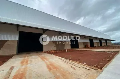 Galpão comercial disponivel para locação no bairro loteamento centro empresarial leste i.