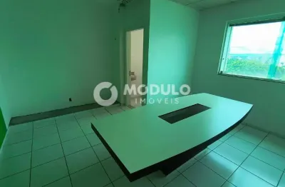 Sala comercial para alugar na Rua Martinésia, --, Centro, Uberlândia