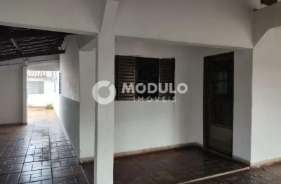 Casa residencial à venda, 3 quartos, 1 suíte, 4 vagas, taiaman - uberlândia/mg
