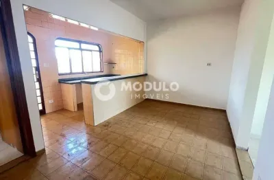 Apartamento disponivel para locação no bairro osvaldo rezende.