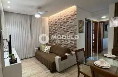 APARTAMENTO MOBILIADO à venda, 2 quartos, 1 suíte, 1 vaga, Tubalina - Uberlândia/MG