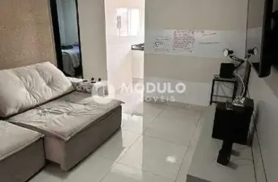 Apartamento à venda, 2 quartos, 1 vaga, granada - uberlândia/mg