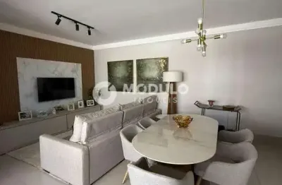 Apartamento residencial disponível para locação no bairro Segismundo Pereira.