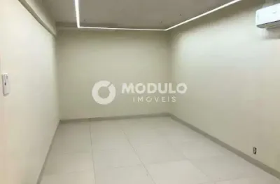 Sala comercial para alugar na Rua Quintino Bocaiúva, --, Saraiva, Uberlândia