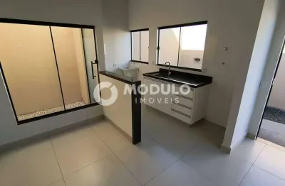 Casa com 2 quartos para alugar na Rua Kátia Carolina Henrique, --, Shopping Park, Uberlândia
