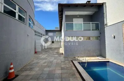 Prédio para alugar na Rua Barão de Penedo, --, Pampulha, Uberlândia