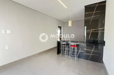 Casa com 3 quartos para alugar na Rua Florisbelo Terra de Deus, --, São Jorge, Uberlândia