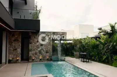 CASA DE CONDOMÍNIO à venda, 4 quartos, 4 suítes, 4 vagas, Laranjeiras - Uberlândia/MG