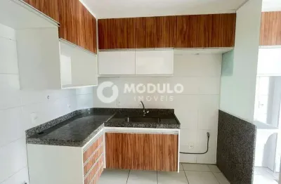 Apartamento com 1 quarto para alugar na Rua Barão de Camargos, --, Centro, Uberlândia