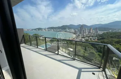 Magnifica casa com vista para o mar , canto da praia, itapema - sc