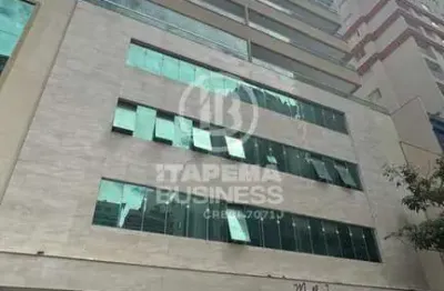 Apartamento com 3 quartos à venda na Rua 250, 335, Meia Praia, Itapema