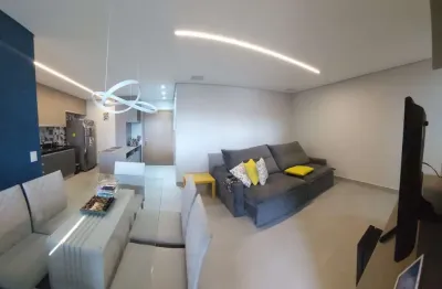 Apto pronto no torres de ozanam, vista livre pra serra, 3 dorms sendo 1 suíte, terraço gourmet e 2 vagas cobertas.